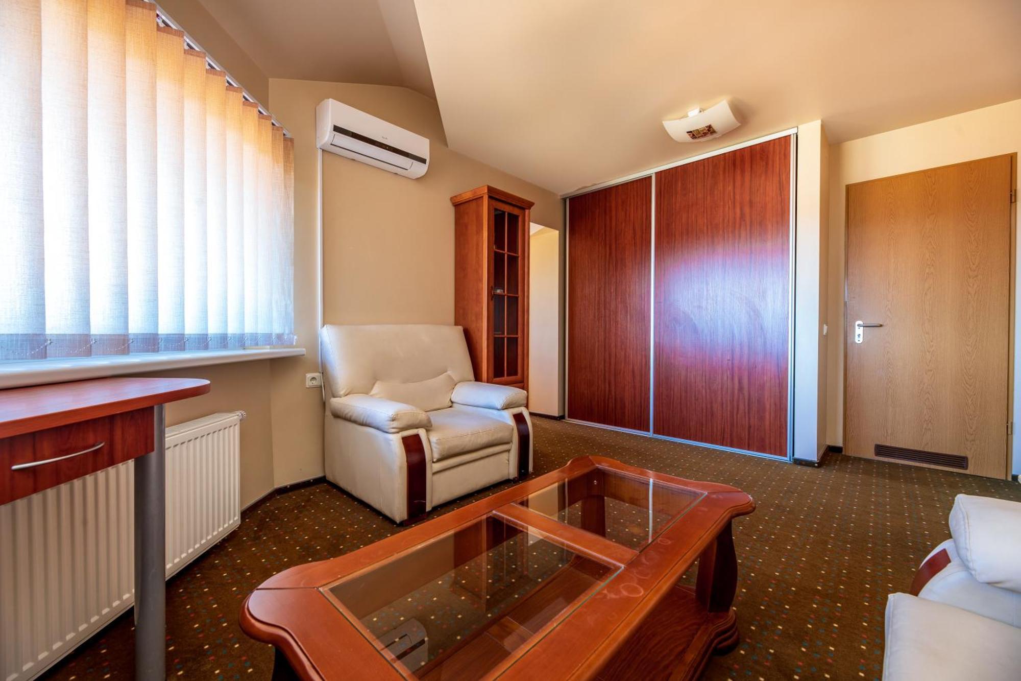 Apartamentai "Tenisas" بالانغا المظهر الخارجي الصورة